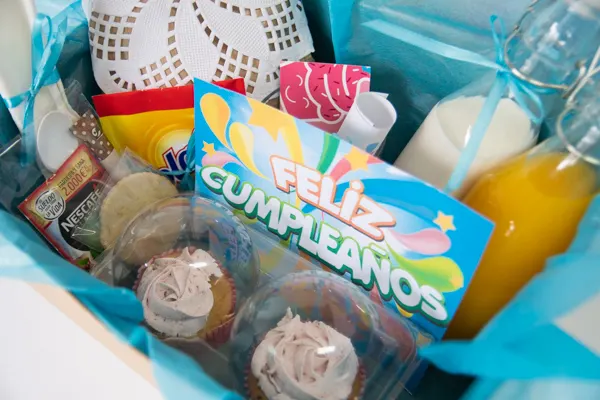 Caja personalizada - feliz cumpleaños